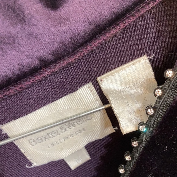 Deep Purple velour Robe - Picture 2 of 3